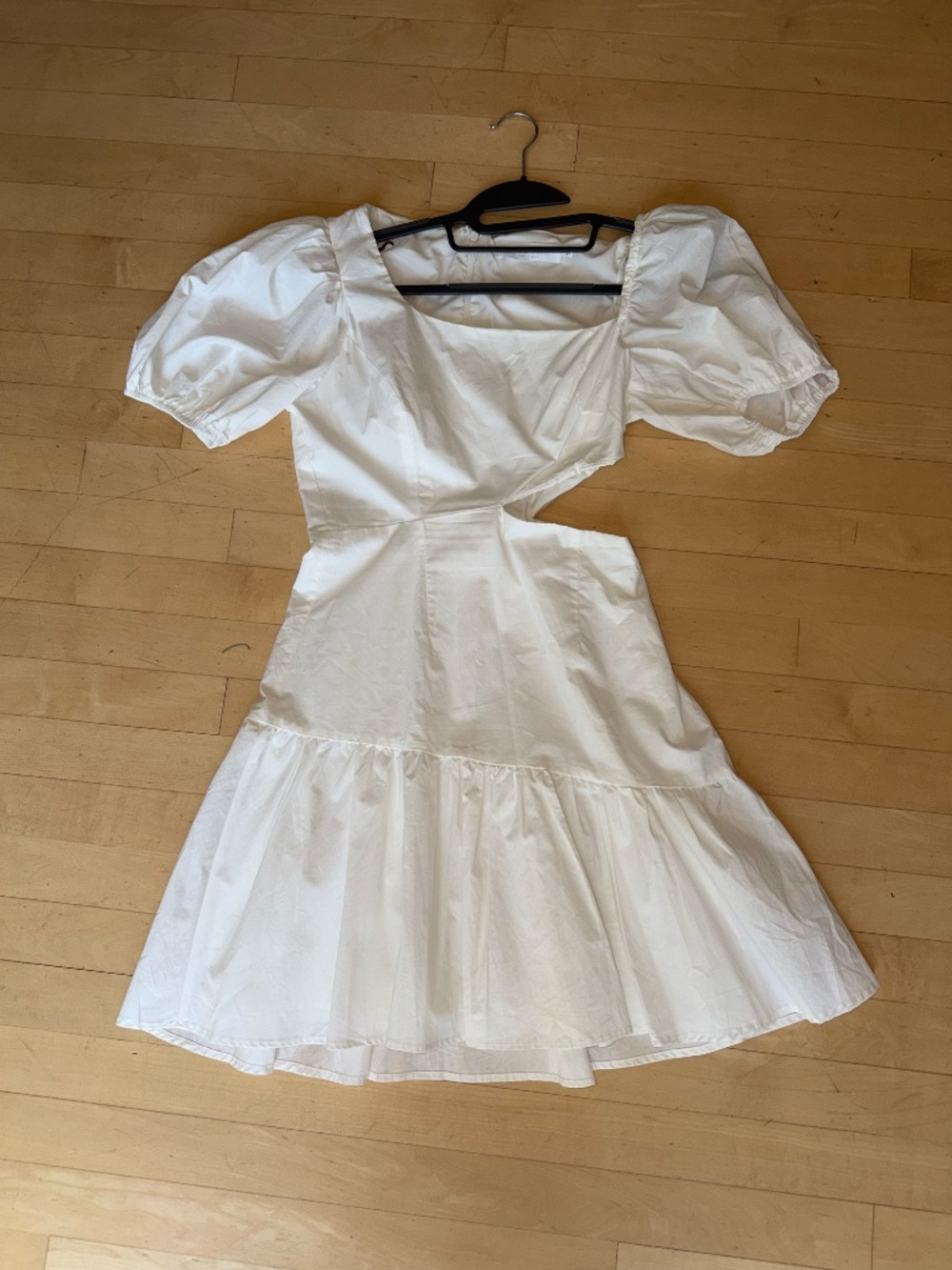 ASTR white mayfair cutout dress, S, - Picture 2 of 4